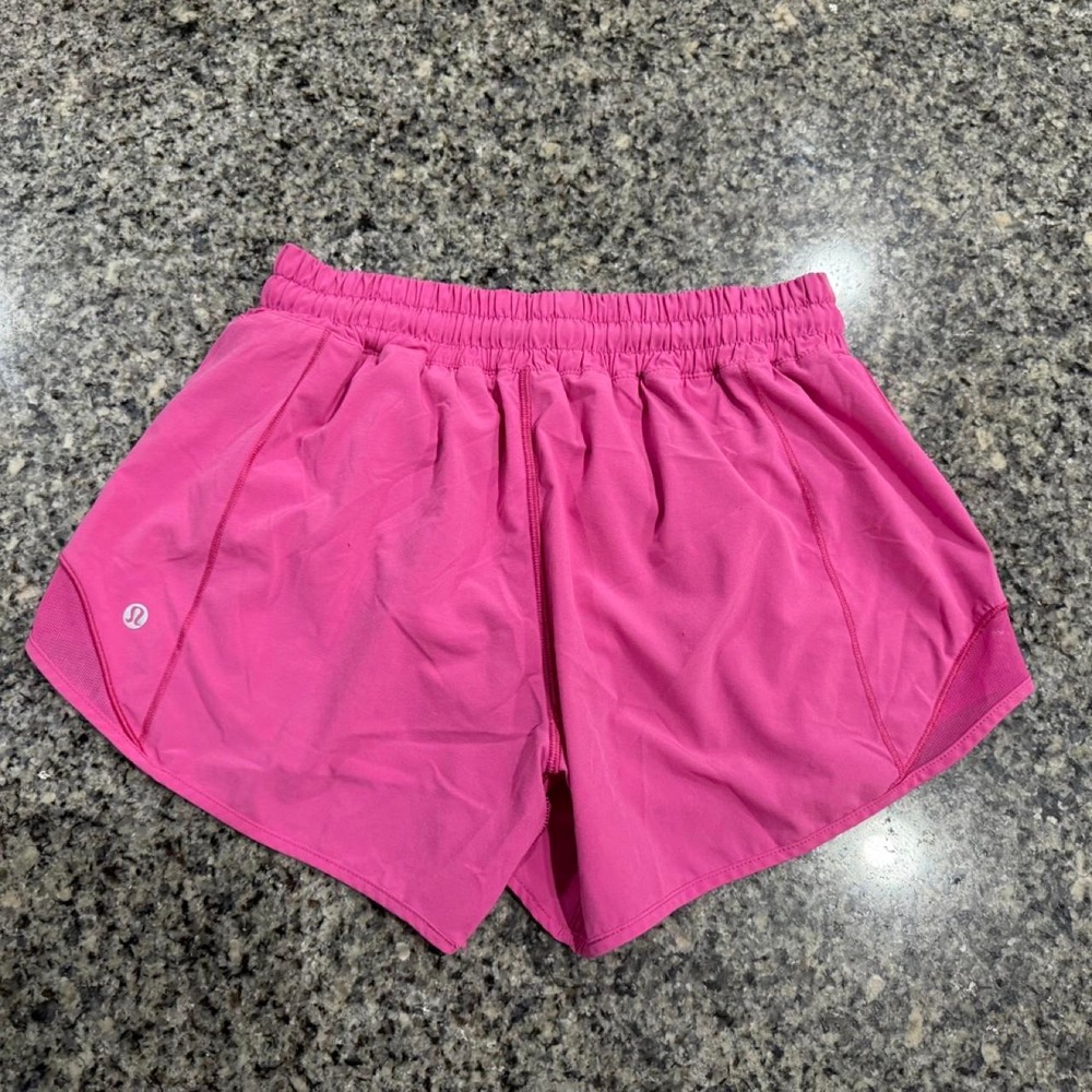 Lululemon Hotty Hot Pink Running Shorts 4 Inch Inseam Womens Size 6 LW7AWBT